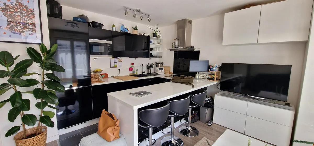 Location Versailles Appartement 6a30330be398