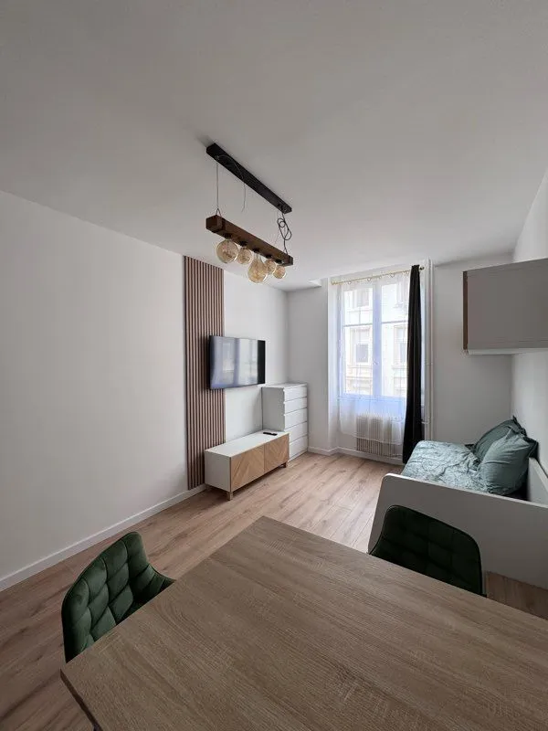 Location Marseille Appartement 6a30f7a1cd24