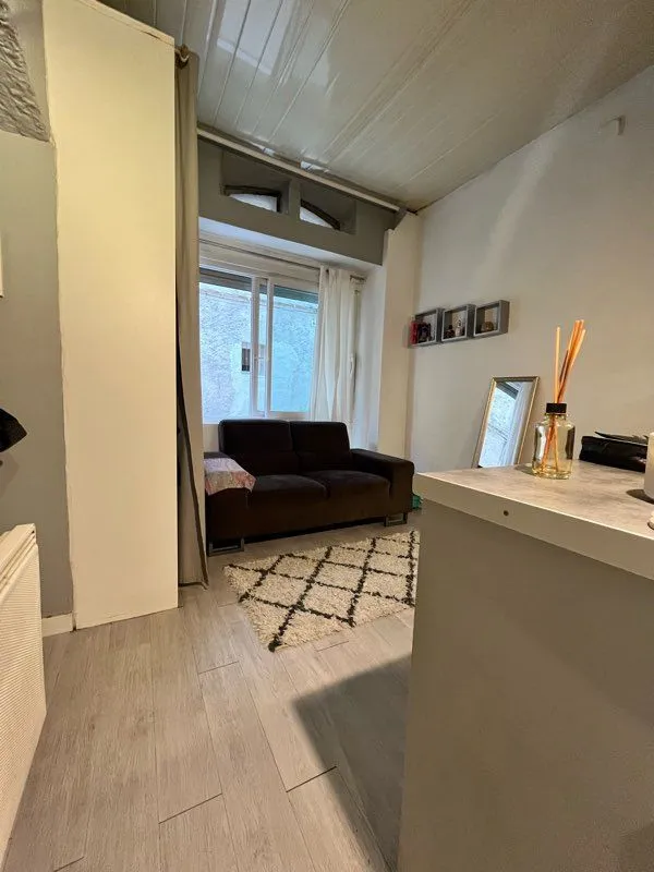 Location Aix-en-Provence Appartement 6a30f9a94208