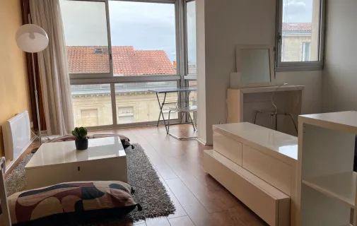 Location Bordeaux Appartement 6a3116a8ade5