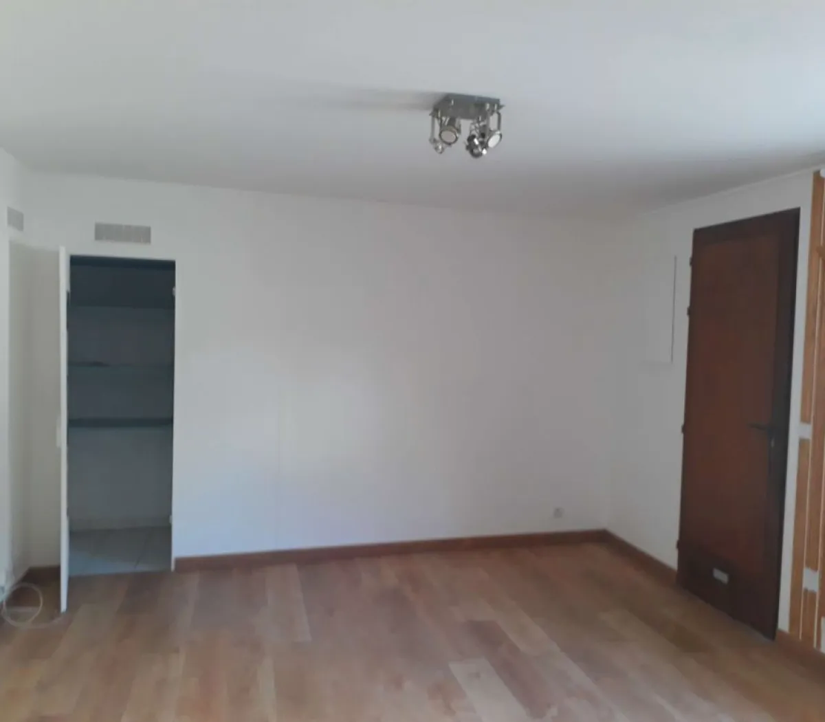 Location Chevilly-Larue Appartement 6a311bb30500