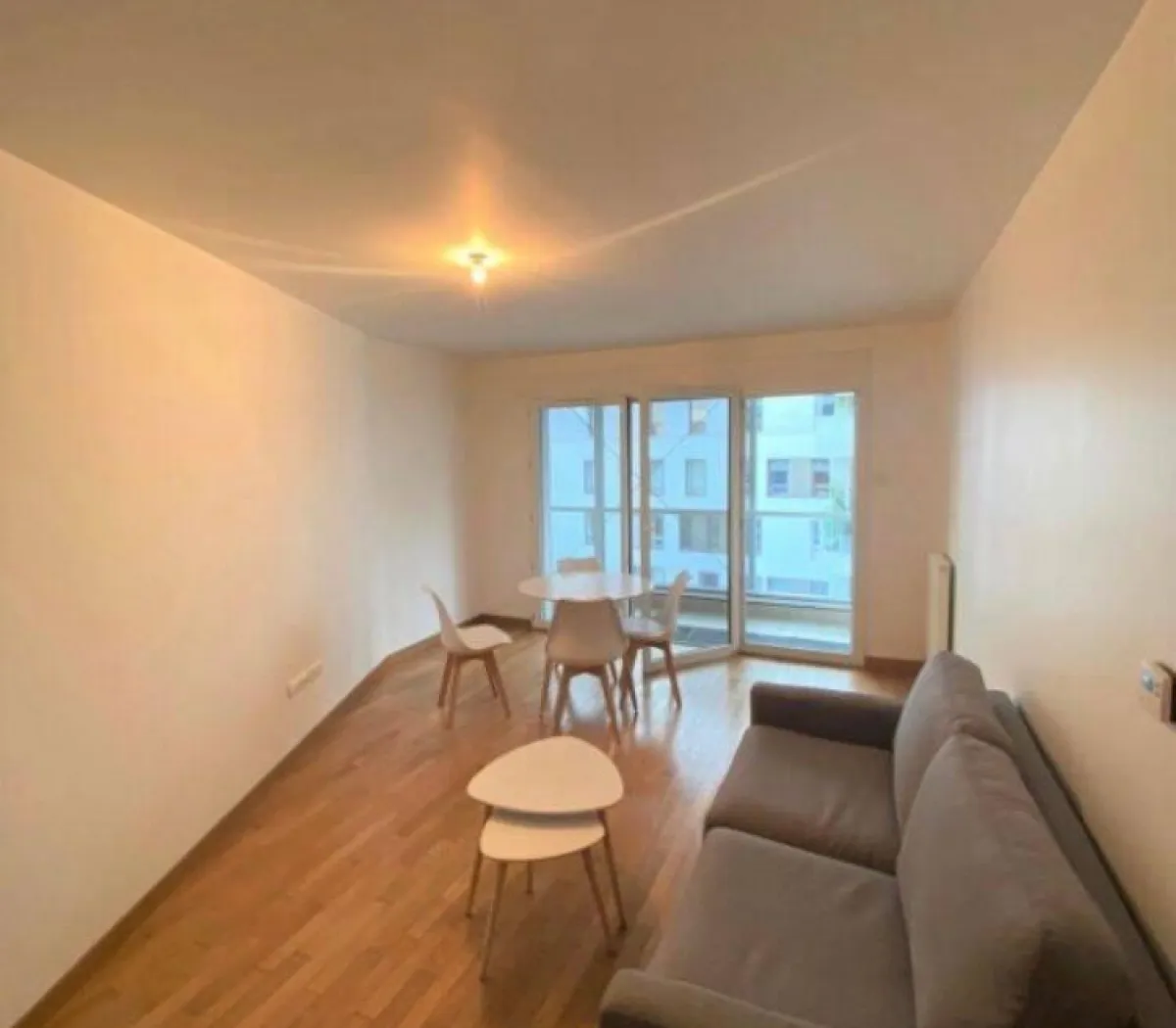 Location Issy-les-Moulineaux Appartement 6a311c2a57a0