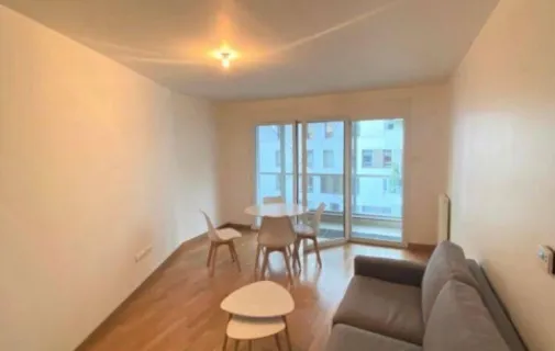 Location Issy-les-Moulineaux Appartement 6a311c2a57a0