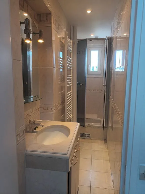 Location Paris Appartement 6a311d34a255
