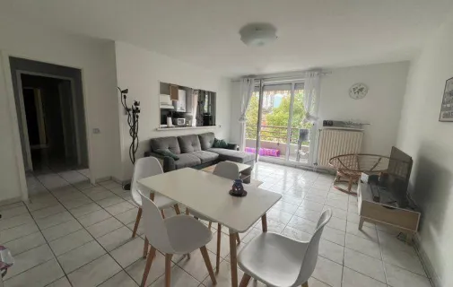 Location Grenoble Appartement 6a315185bdbd