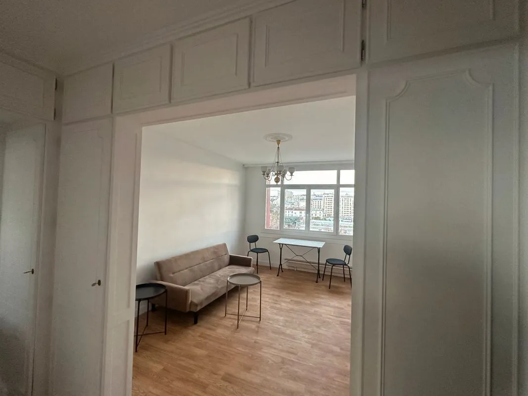 Location Châtillon Appartement 6a31d2f3e5b6