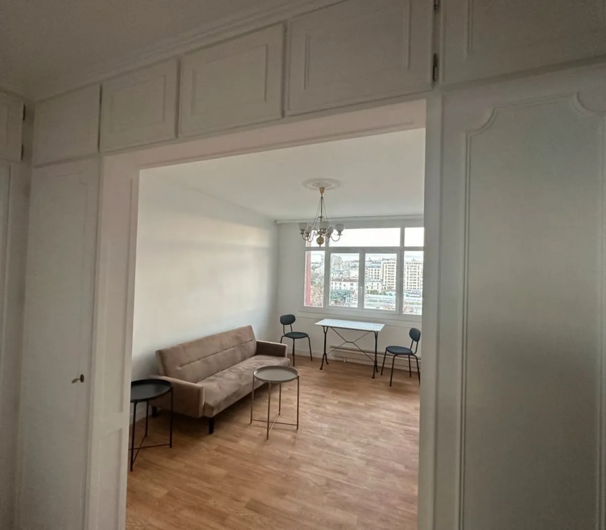 Location Châtillon Appartement 6a31d2f3e5b6