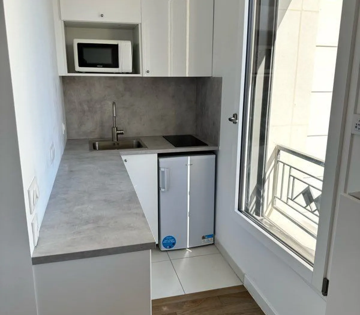 Location Levallois-Perret Appartement 6a31d2fba5a5