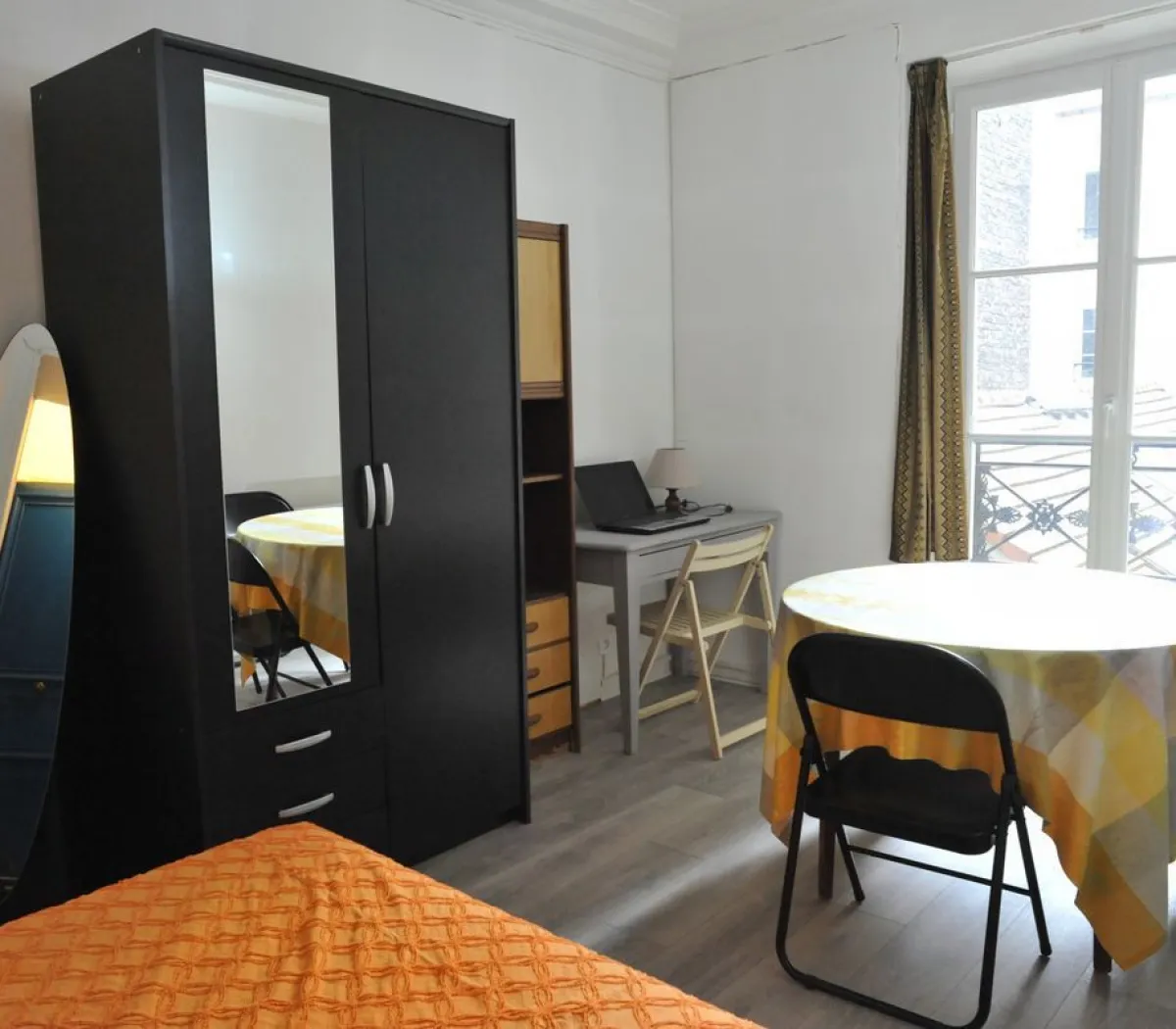 Location Paris Appartement 6a31d7828148