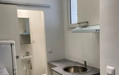 Location Montreuil Appartement 6a31e5b950e1