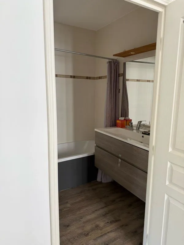 Location Lyon Appartement 6a3299104695