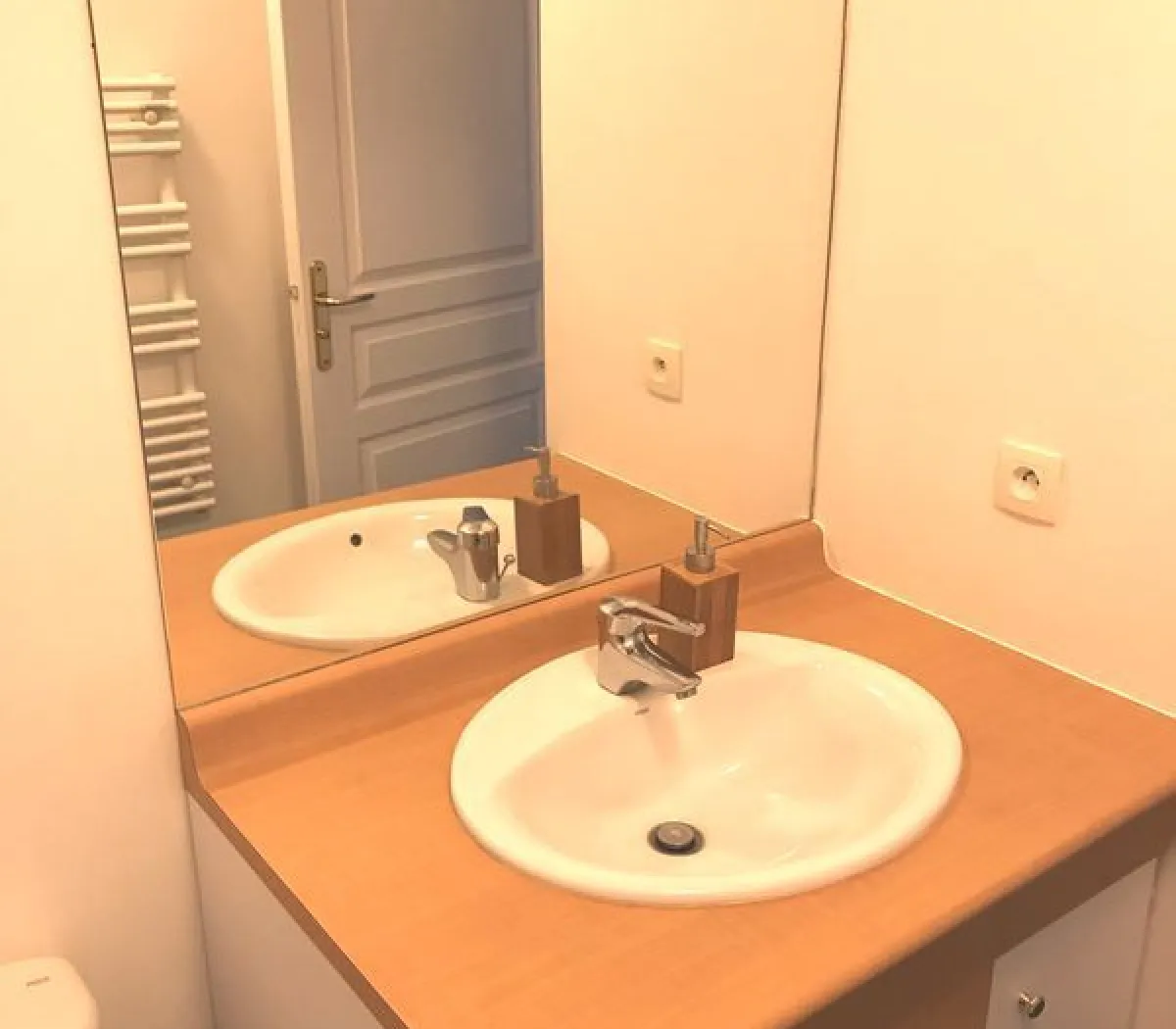 Location Issy-les-Moulineaux Appartement 6a3315220f6d