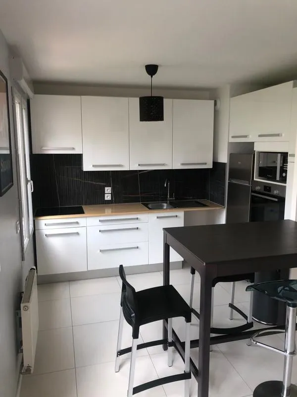 Location Villeurbanne Appartement 6a33409b4295