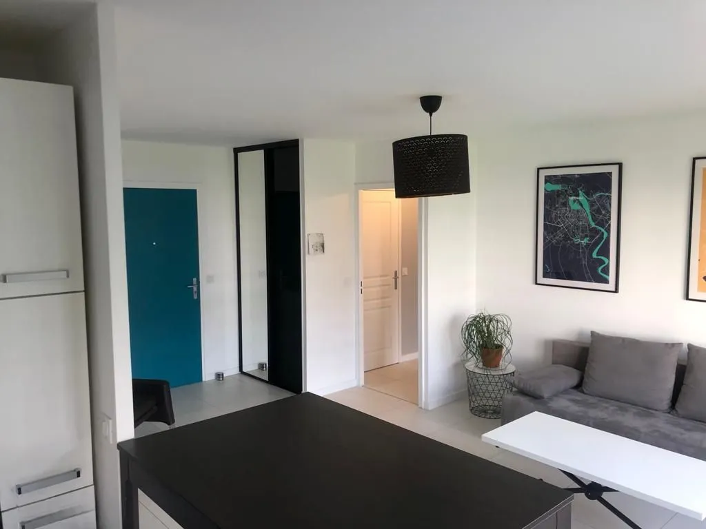 Location Villeurbanne Appartement 6a33409b4295