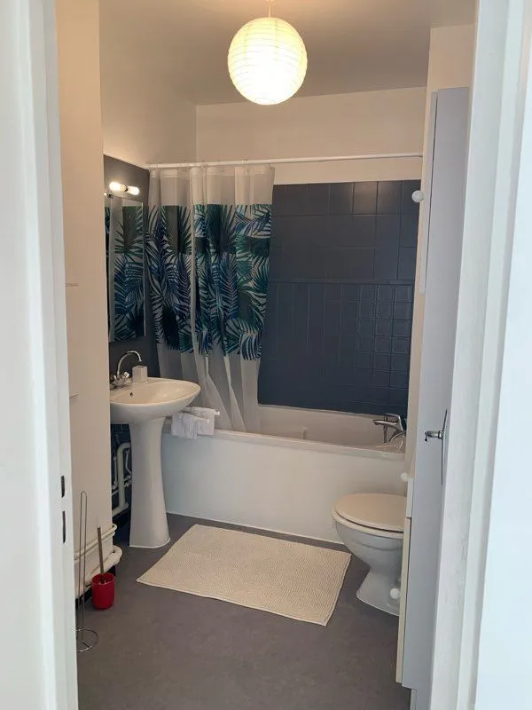 Location Asnières-sur-Seine Appartement 6a384d625e37