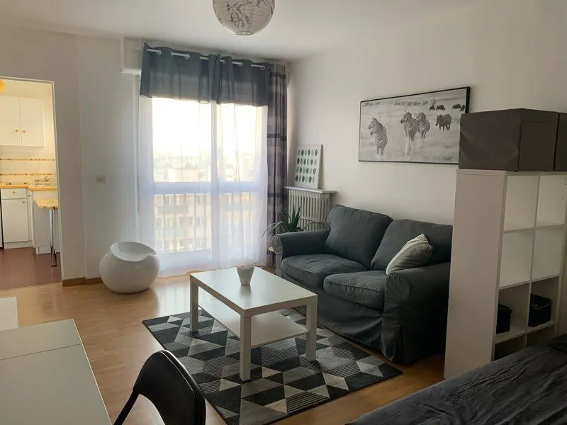 Location Asnières-sur-Seine Appartement 6a384d625e37