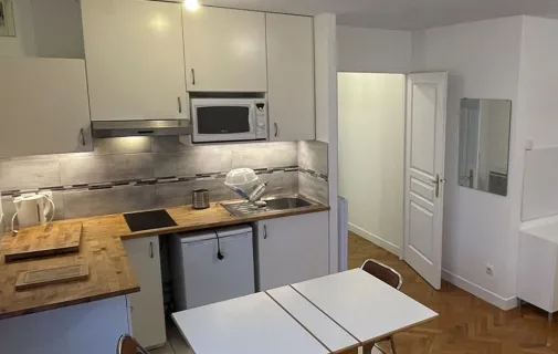 Location Courbevoie Appartement 6a384ecd8654
