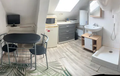 Location Paris Appartement 6a3852f0b8f4