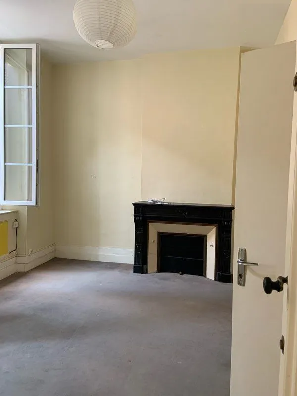Location Bordeaux Appartement 6a3900a8b0b4