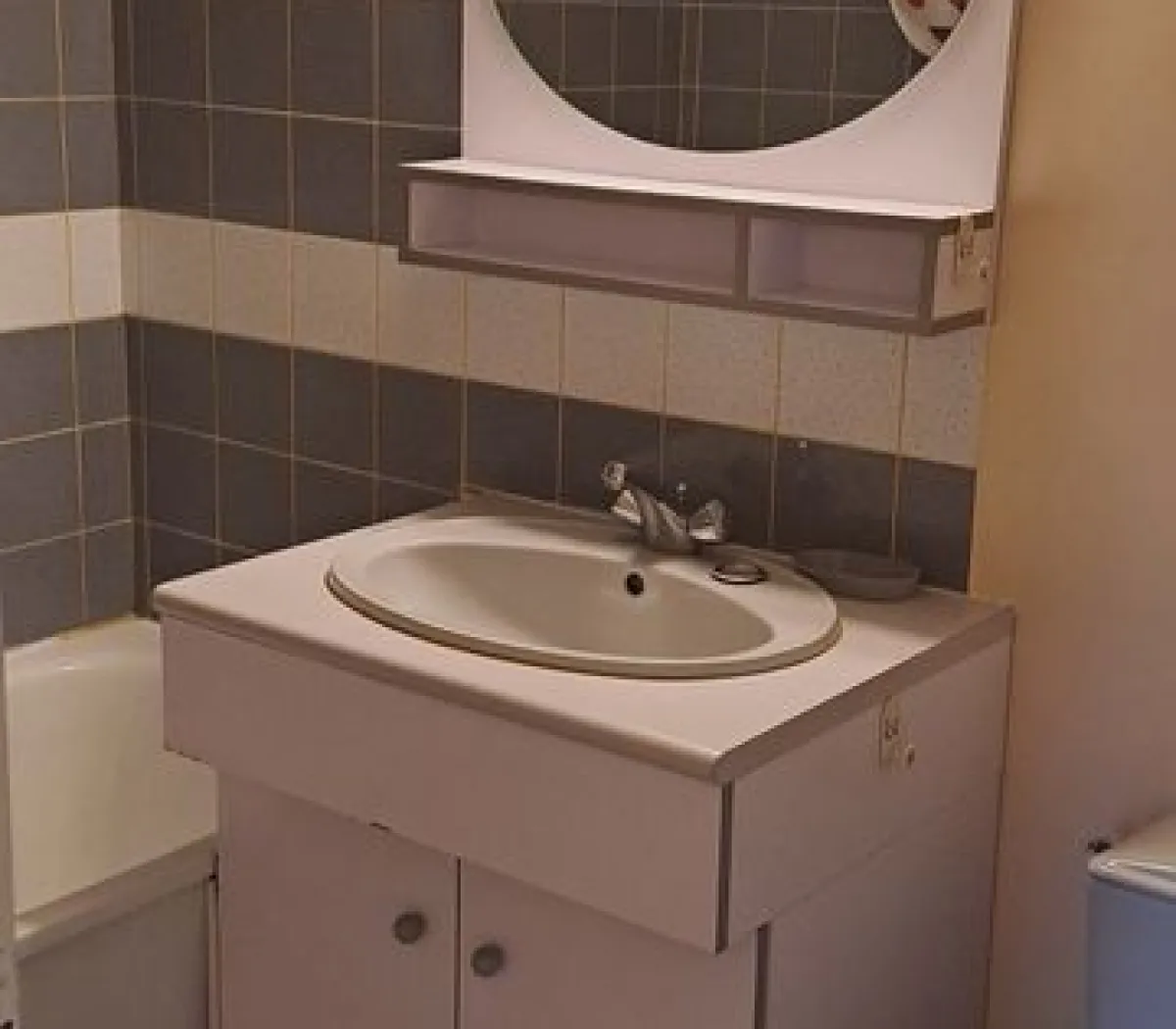 Location Bordeaux Appartement 6a3900afbe7e
