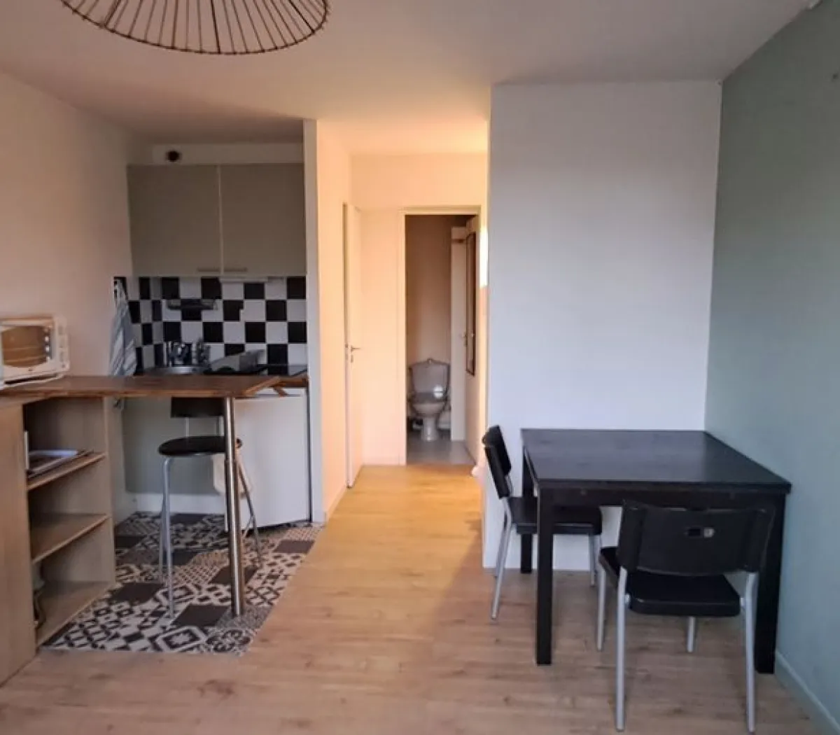 Location Bordeaux Appartement 6a3900afbe7e