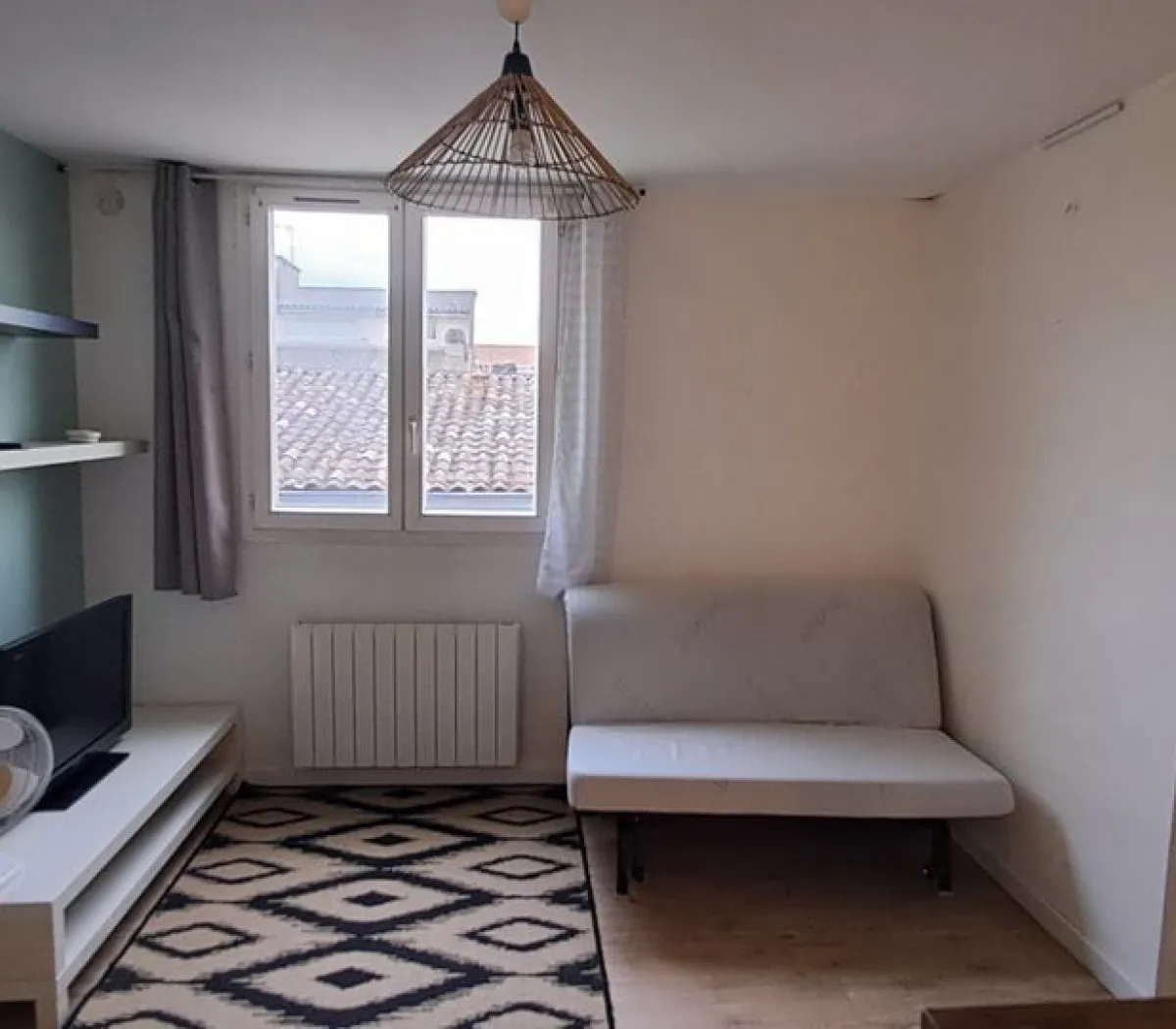 Location Bordeaux Appartement 6a3900afbe7e