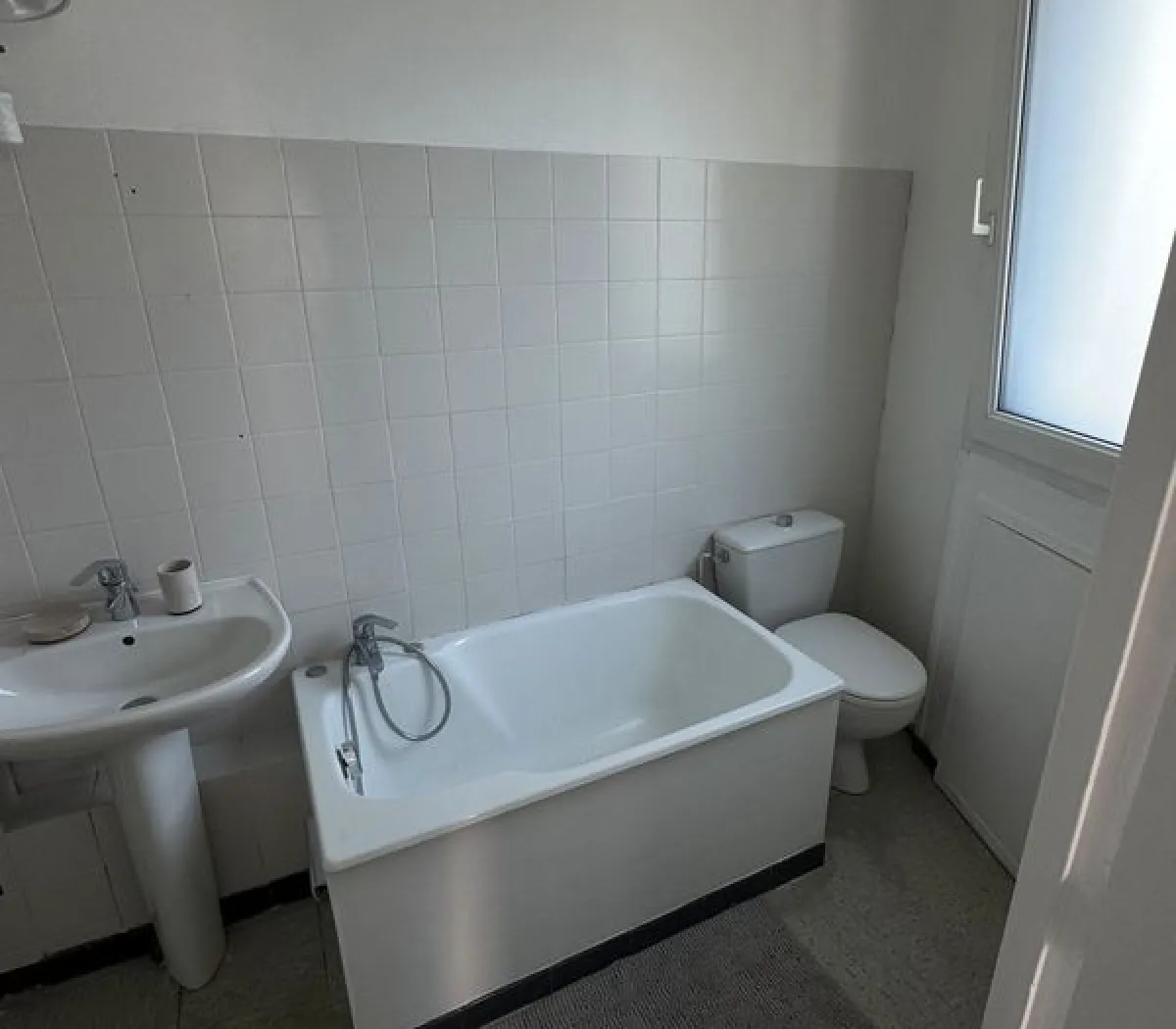 Location Vanves Appartement 6a390d2600ba