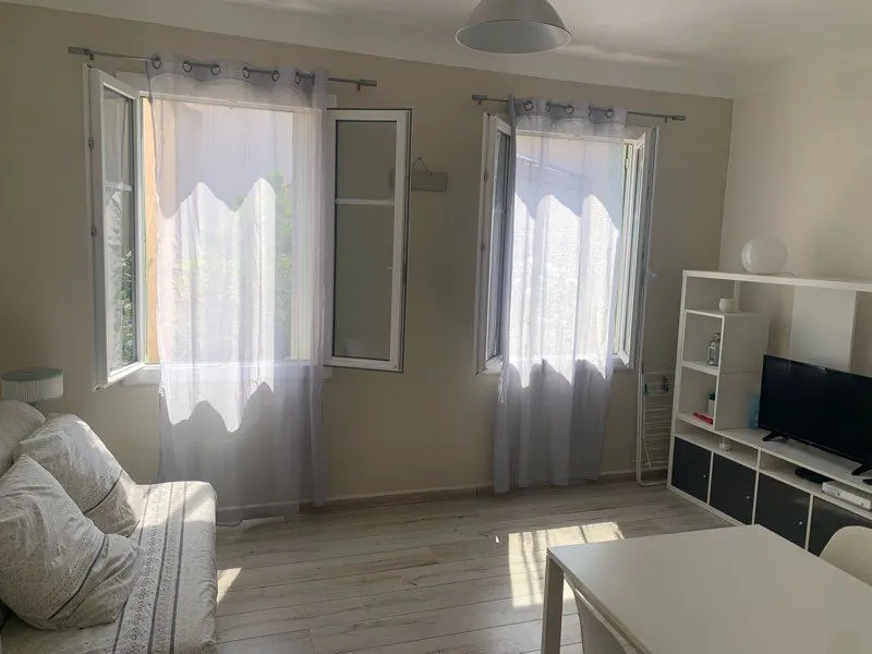 Location Toulon Appartement 6a39514eca10