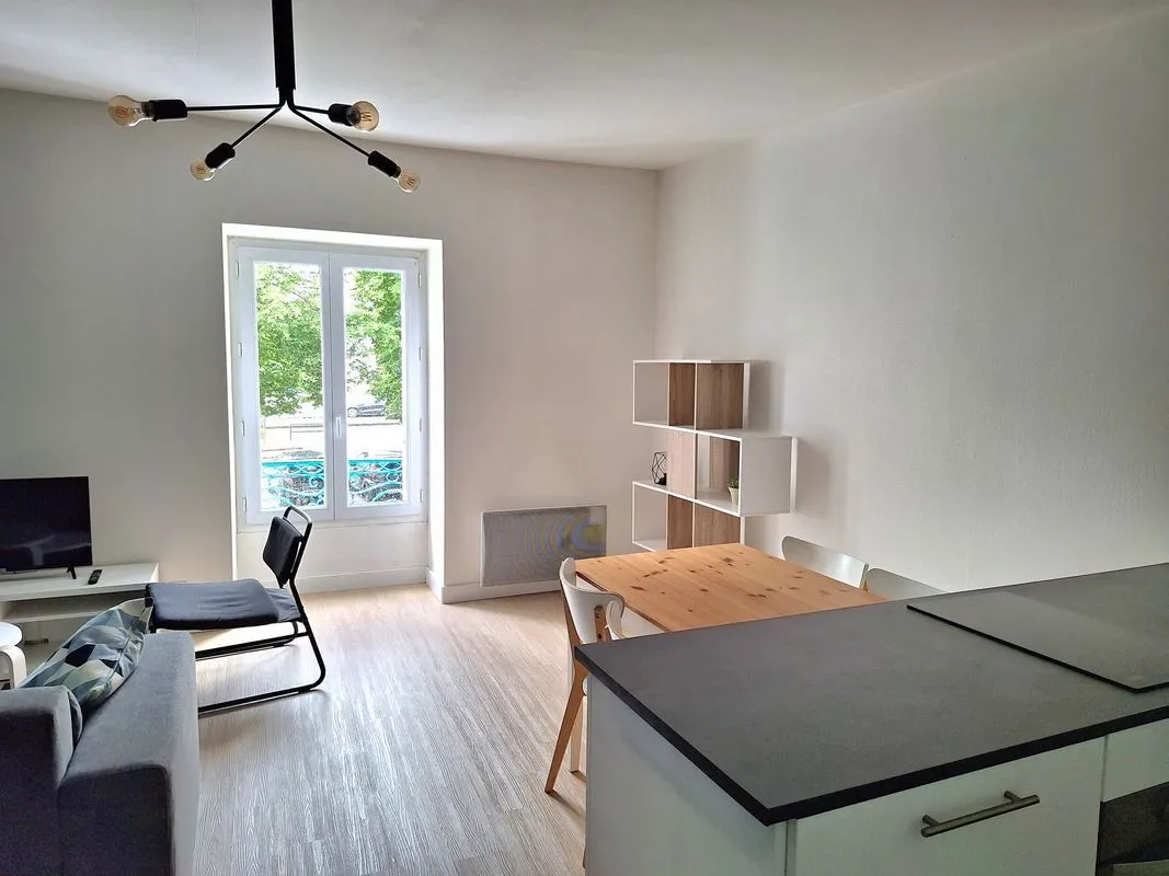 Location Nantes Appartement 6a39b5d3917b
