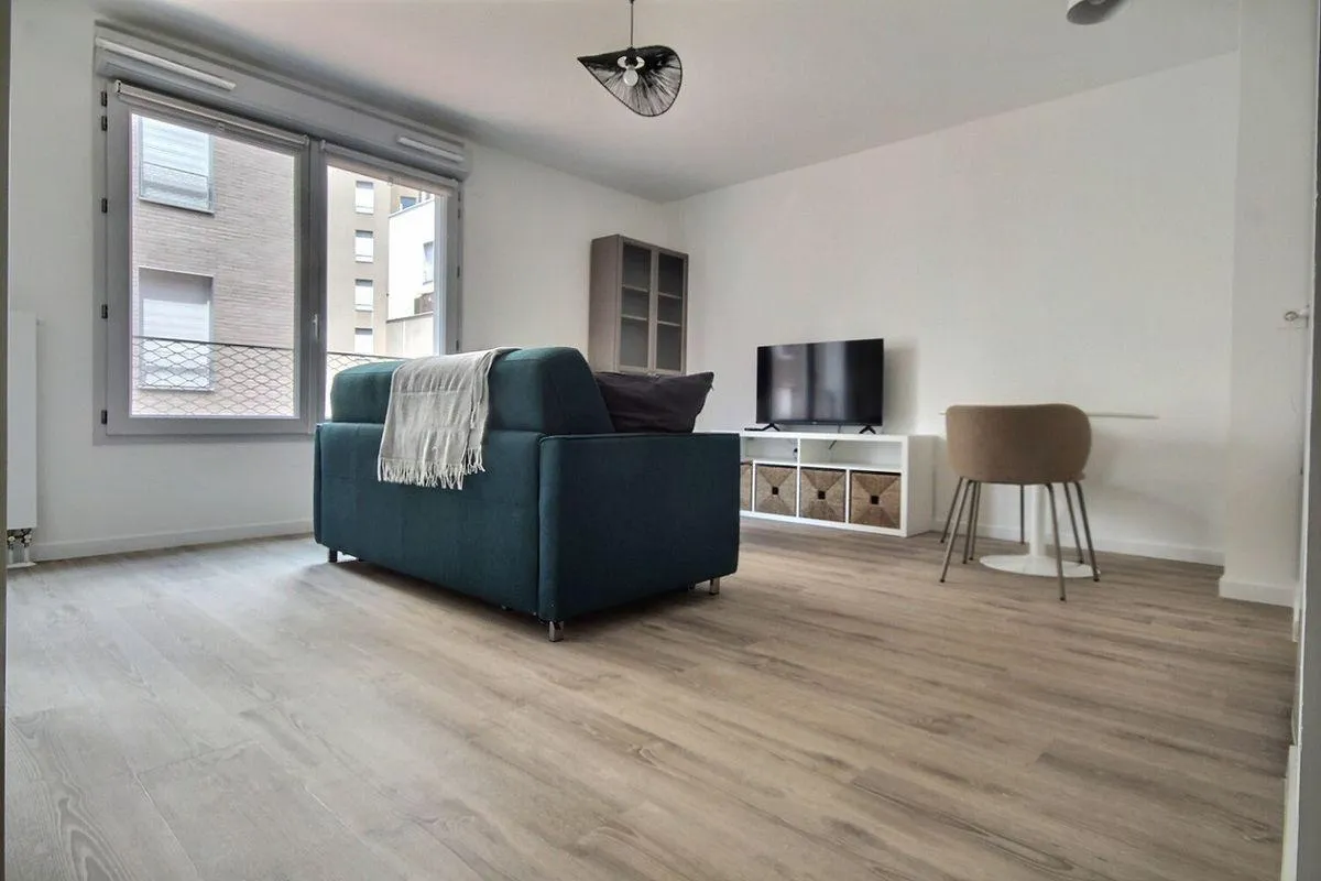 Location Romainville Appartement 6a3a54b7de54
