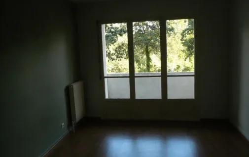 Location Caluire-et-Cuire Appartement 6a3bcdbd0ae3