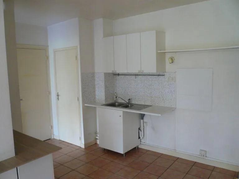 Location Caluire-et-Cuire Appartement 6a3bcdbd0ae3