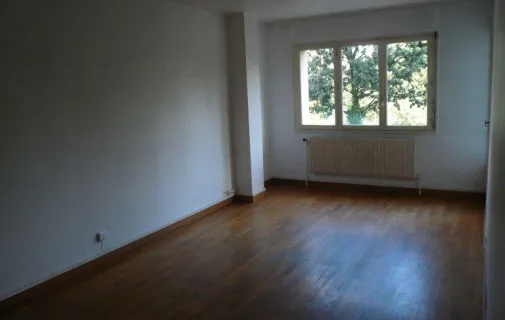 Location Caluire-et-Cuire Appartement 6a3bcdbd0ae3