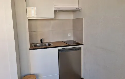Location Marseille Appartement 6a3c04ec39a1