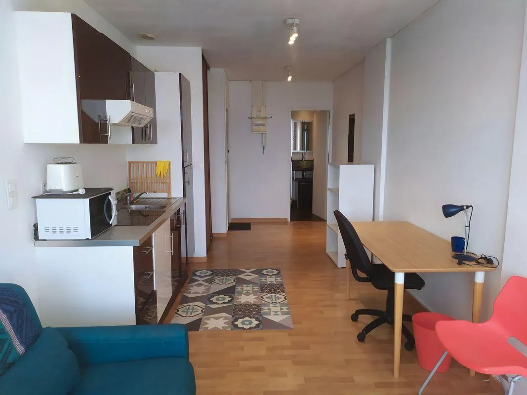 Location Villeurbanne Appartement 6a3cf9c92233