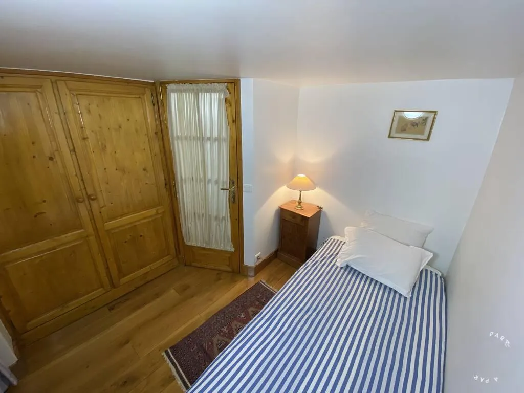 Location Paris Appartement 6a3e42302d48
