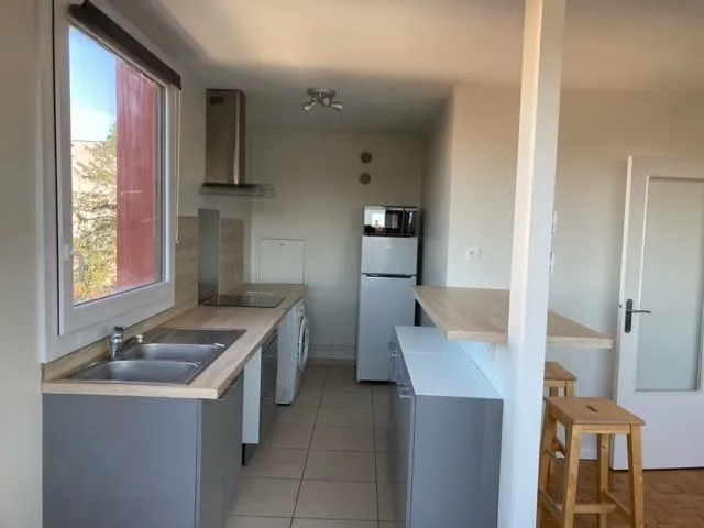 Location Villeurbanne Appartement 6a3fee6346a6