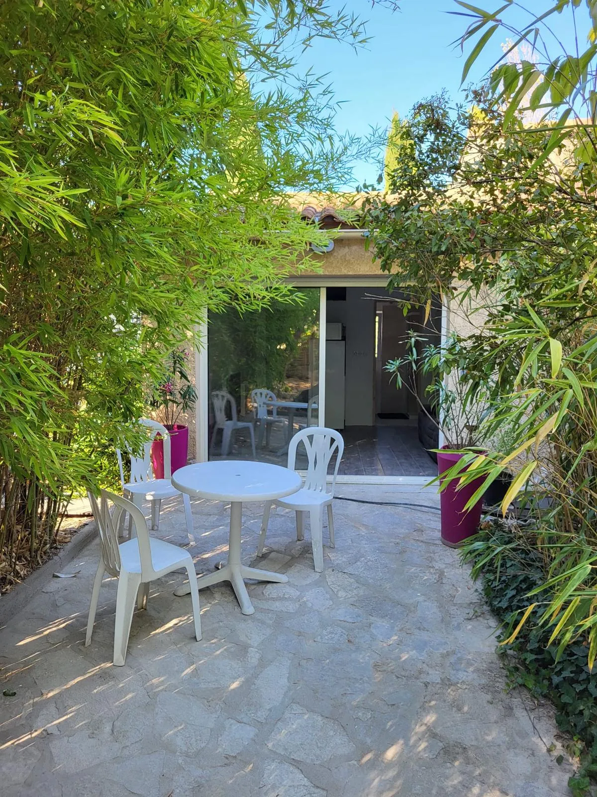 Location Vailhauquès Appartement 6a41833f7793