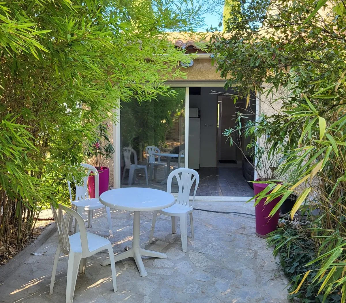 Location Vailhauquès Appartement 6a41833f7793