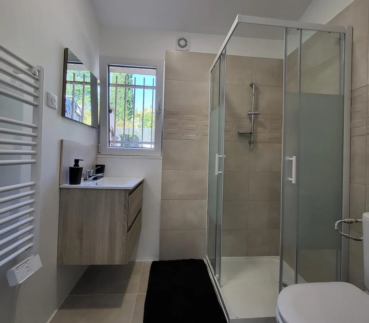 Location Vailhauquès Appartement 6a41833f7793