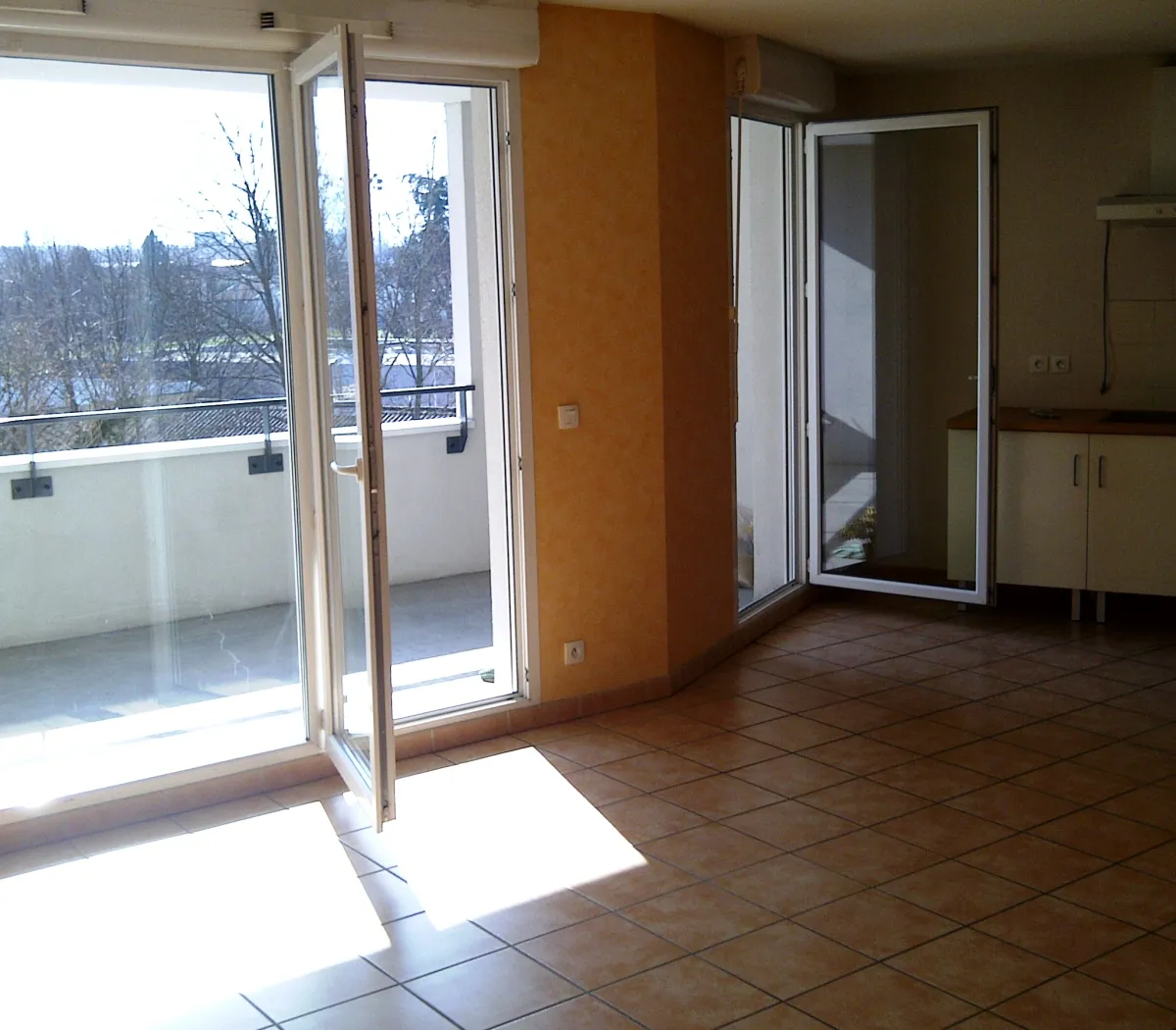 Location Saint-Martin-d'Hères Appartement 6a42096e58f1