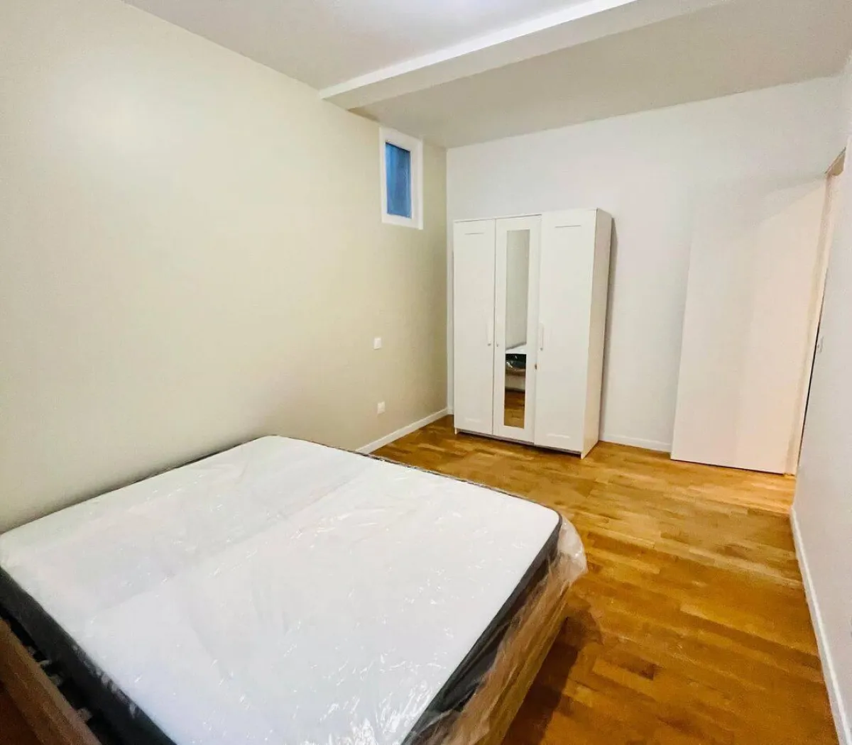 Location La Courneuve Appartement 6a424565d0df
