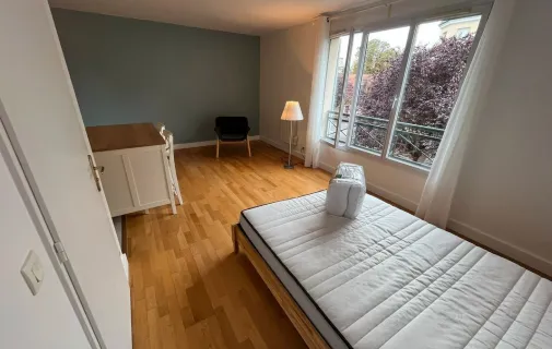 Location Rueil-Malmaison Appartement 6a42882ba14f