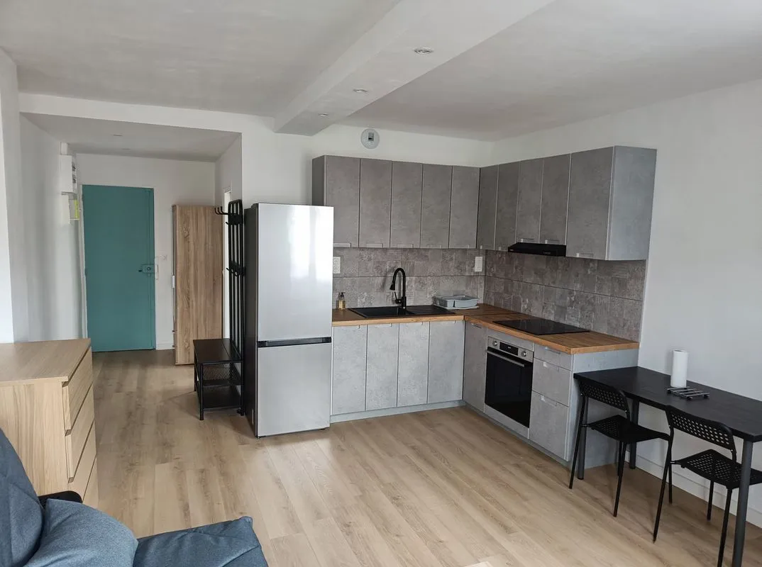 Location Bagnolet Appartement 6a429b3f90bb