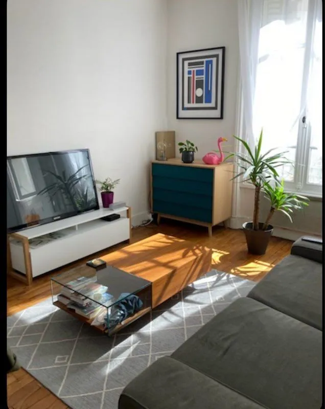 Location Levallois-Perret Appartement 6a429c96dc0e