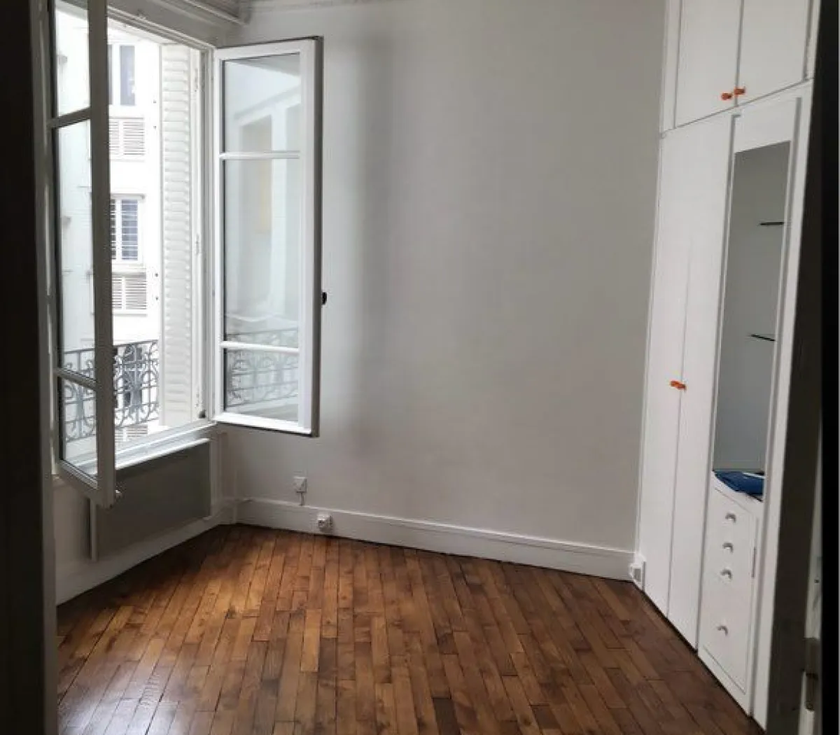 Location Levallois-Perret Appartement 6a429c96dc0e