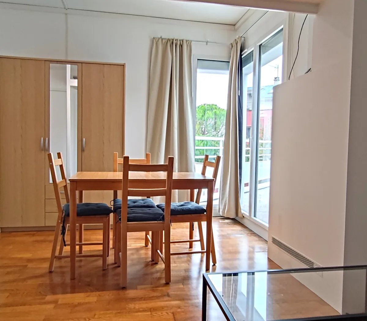 Location Issy-les-Moulineaux Appartement 6a42a09dc18d