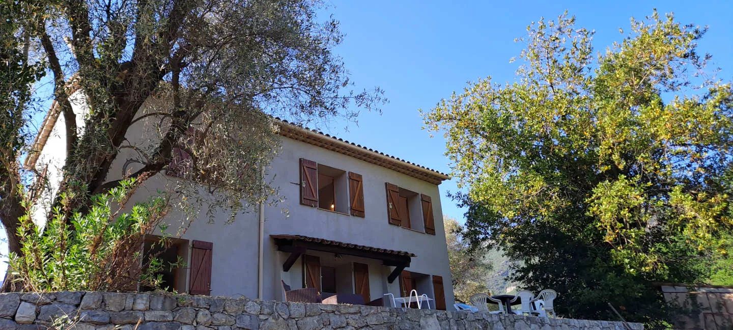Location Le Bar-sur-Loup Maison 6a42a8c487c5