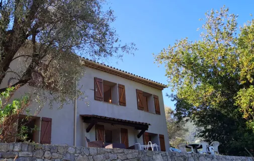 Location Le Bar-sur-Loup Maison 6a42a8c487c5