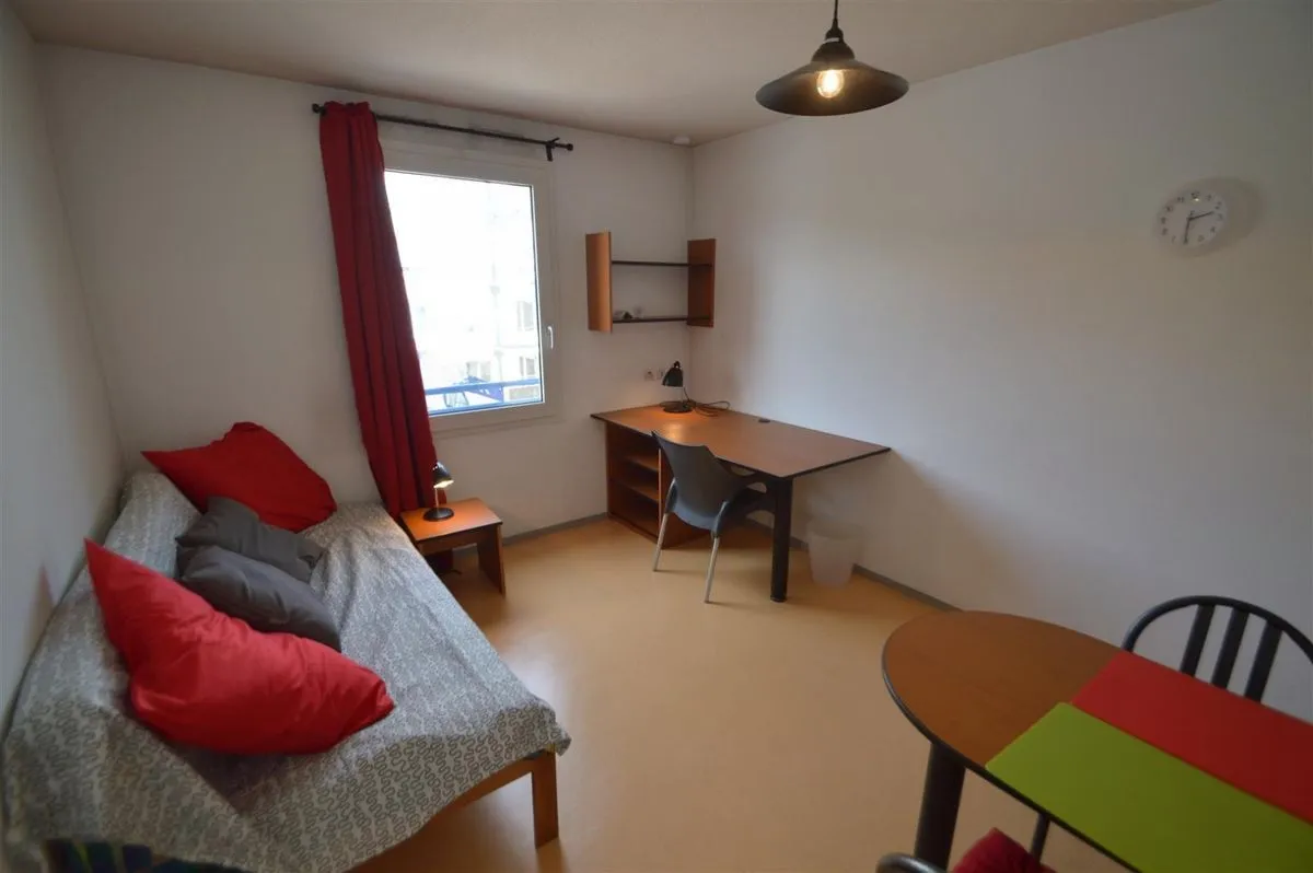 Location Villeurbanne Appartement 6a42d680ea87